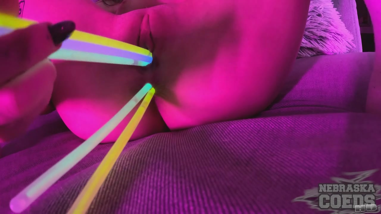 Dora Tries Double Penetration With Glowsticks In Her Ass And Pussy Hole Creative Porn