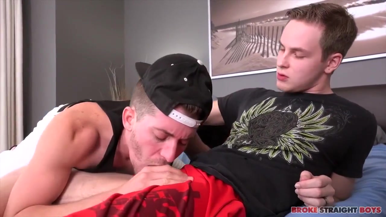 Rowan Adams And Shawn Andrews - Fucks Raw