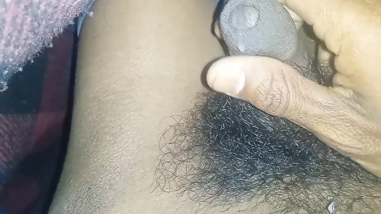 Gay Porn - My Stepsister-in-law Bathing Naked I Mastrubates And Cum From My Penis