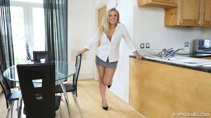 Beth - Pushing Your Luck - BoppingBabes