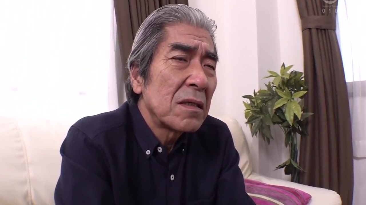 Female Editor Kept As A Pet By An Elderly Novelist With Himari Kinoshita