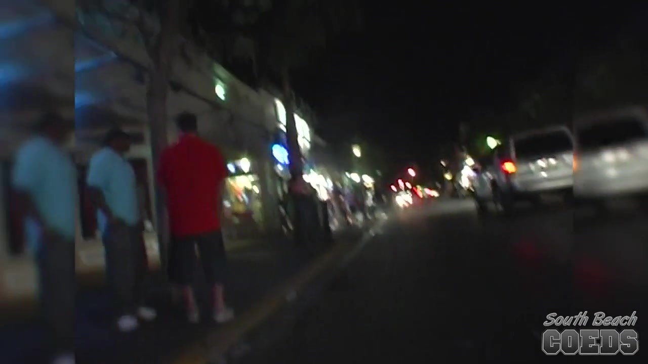 Booty Shake Contest with Some Girls Flashing - SouthBeachCoeds