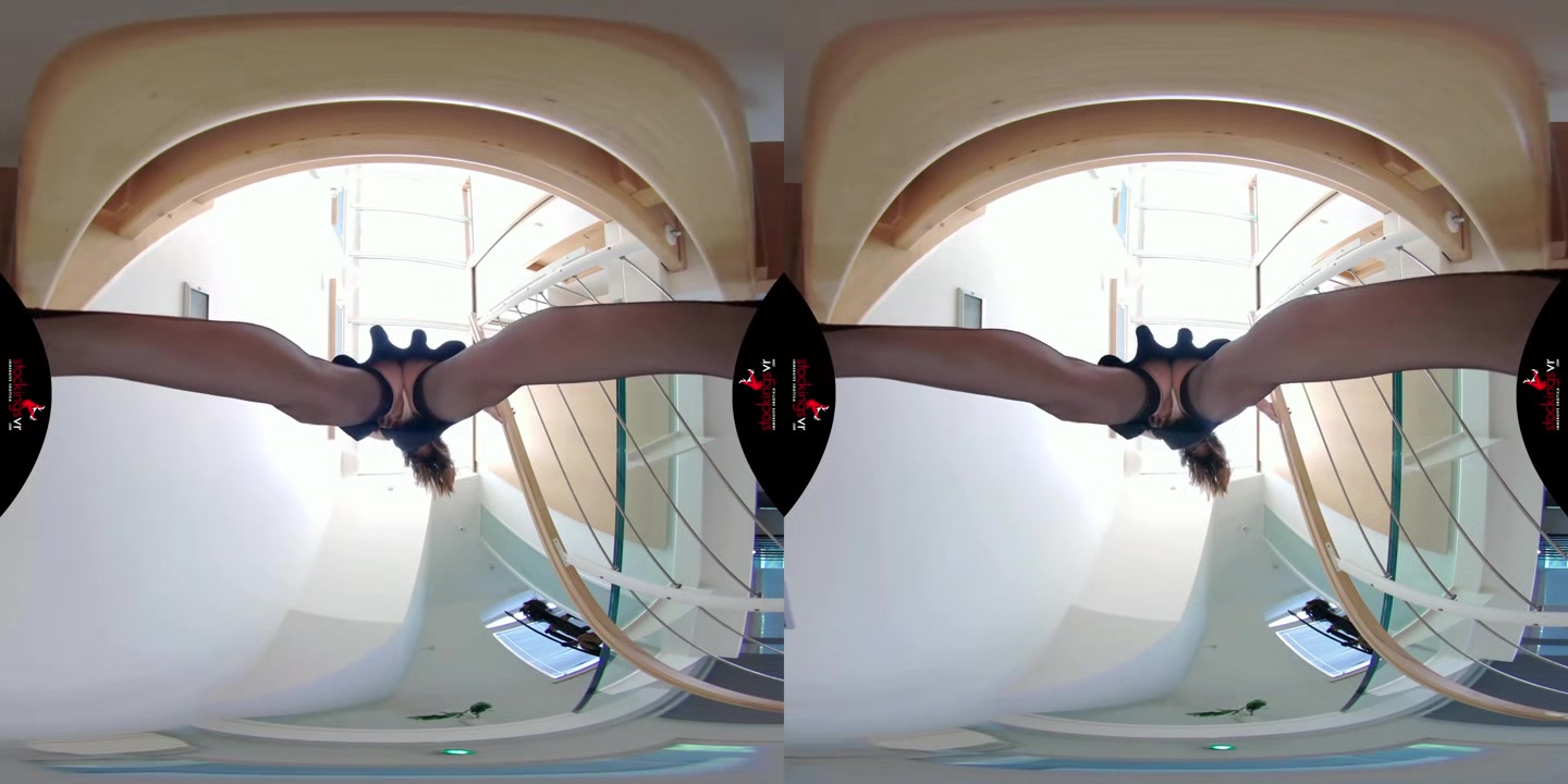 The View Under Leanne's Skirt - StockingsVR