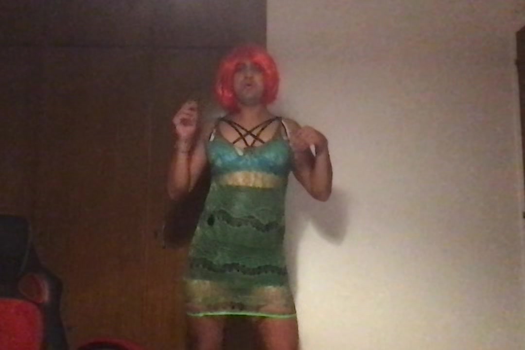 Sissy Dancing - Feeling some serious hardgroove
