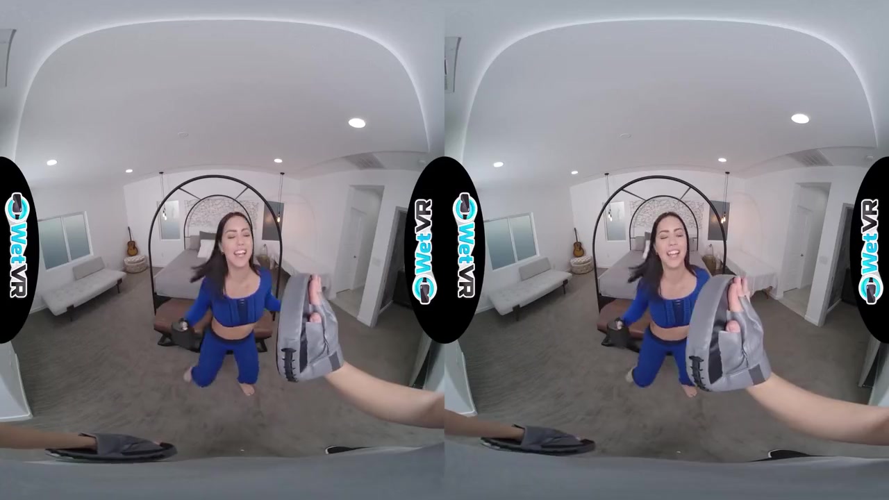 Virtual Reality And Alina Lopez In Horny Student 18+ Fucks Her Trainer