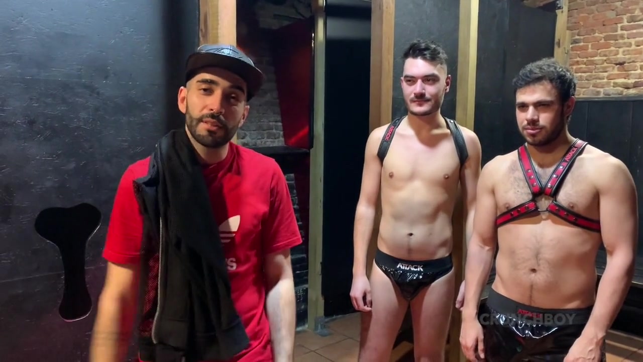 Mavas Used Raw By Alton Red - CrunchFrenchBareback