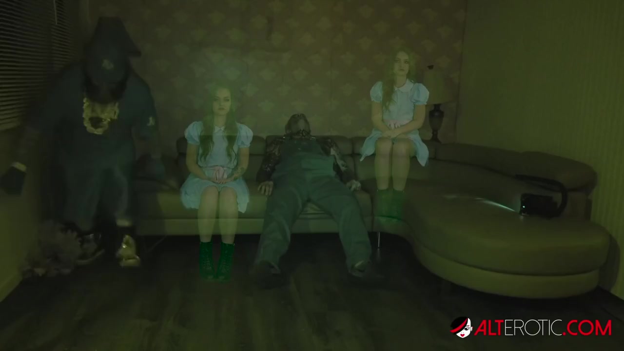 Horny White Fake twins Ghost Fuck A Ho Hunter