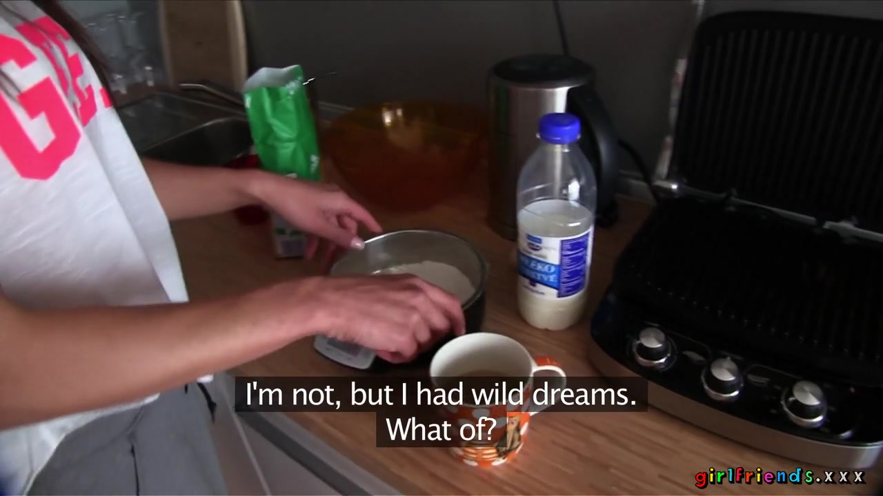 Micha & Oksana in Making Pancakes - Girlfriends