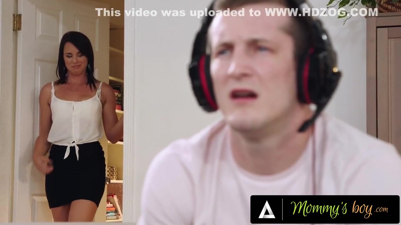 Lonely Stepmom Interrupts Stepsons Gaming Sesh To Get Drilled Doggystyle - Riley Jacobs