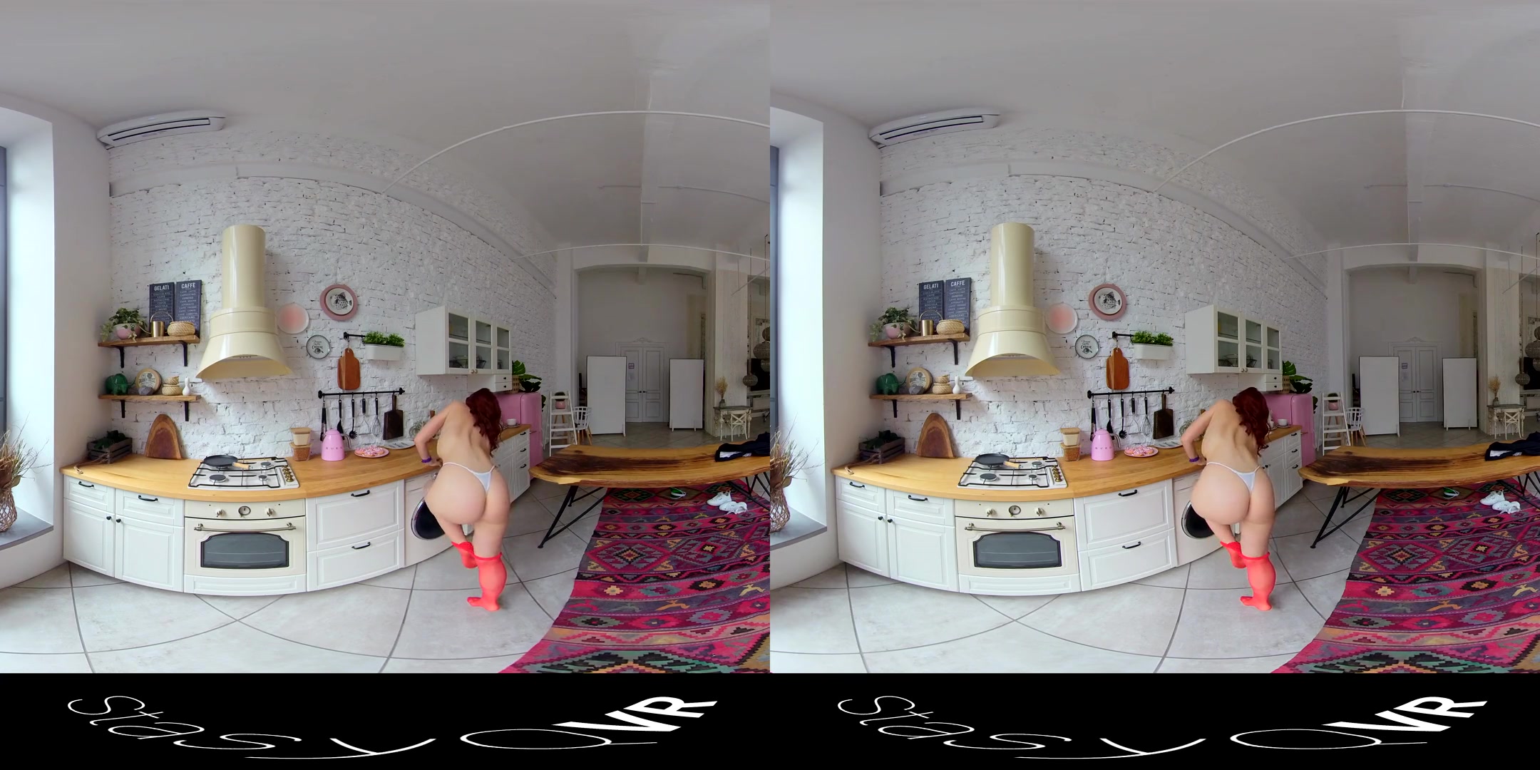 Sporty Stripping - StasyQVR