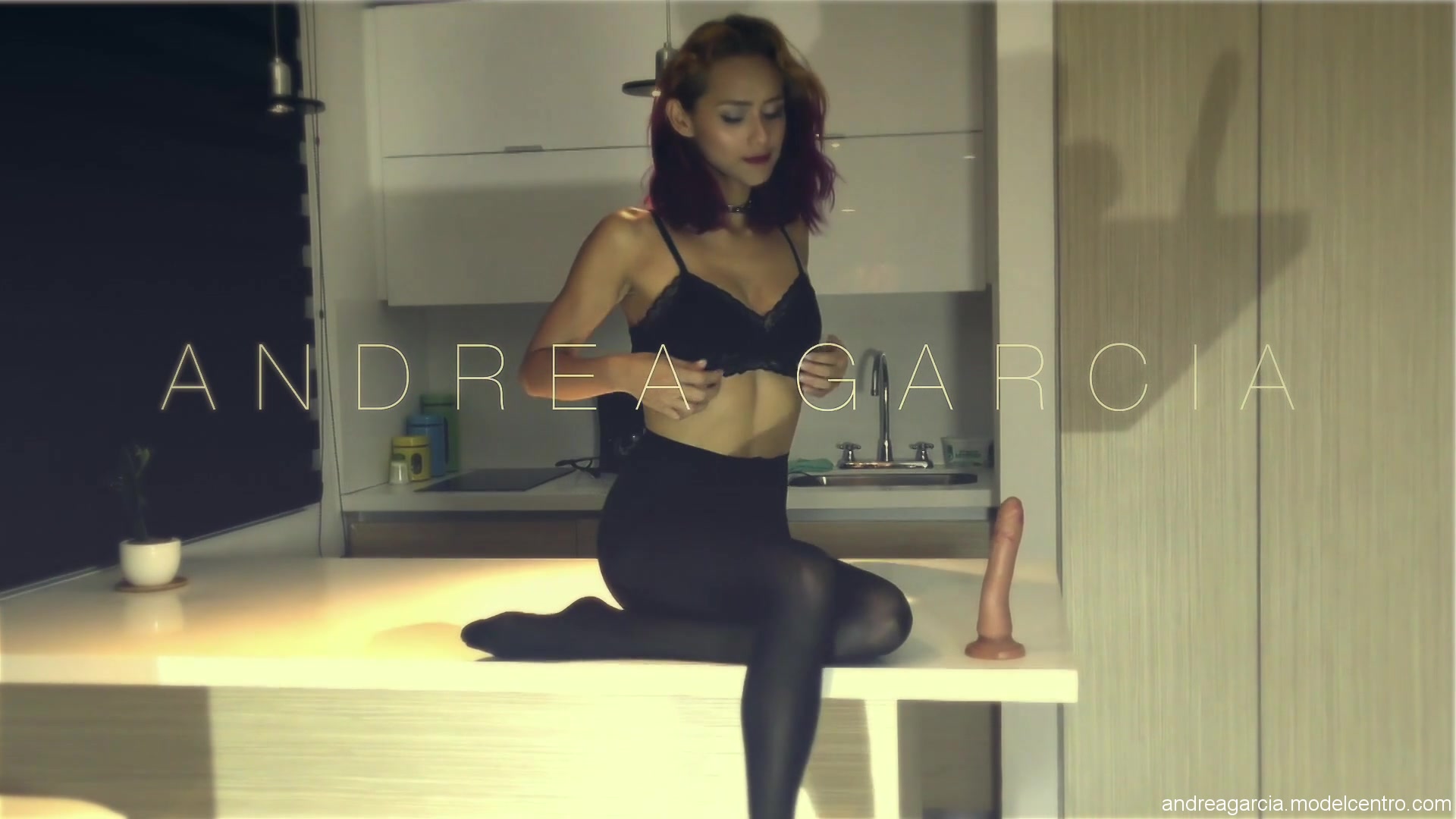 Veronica Un Viernes Por La Noche - Sex Movies Featuring Andrea Garcia