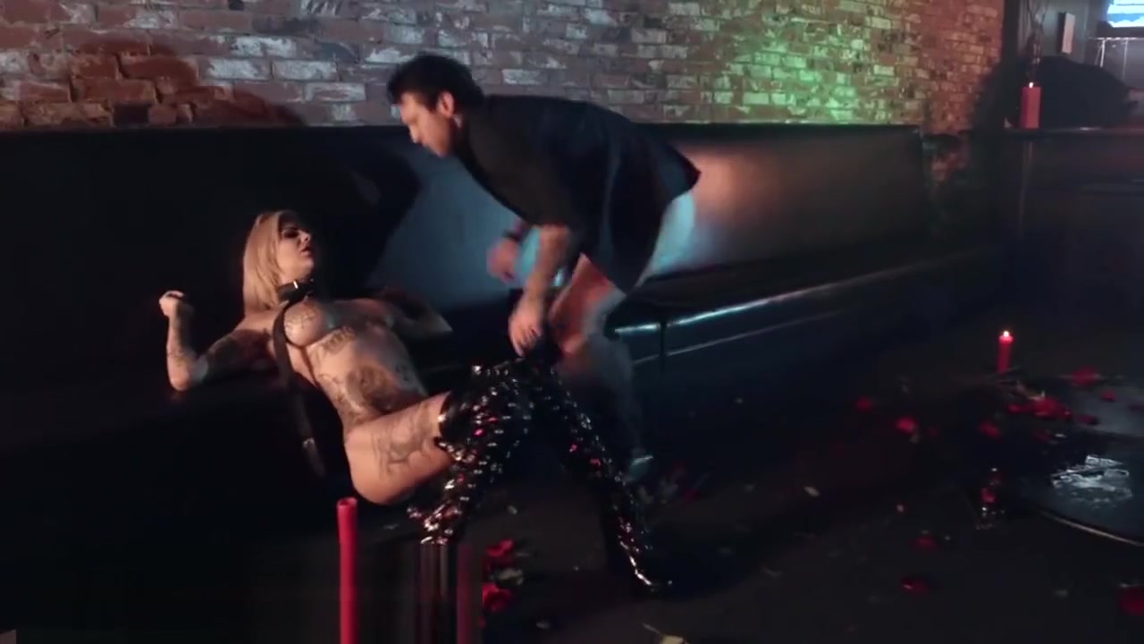 Reality Kings - Tattoo teen 18+ Bonnie Rotten gets fisted