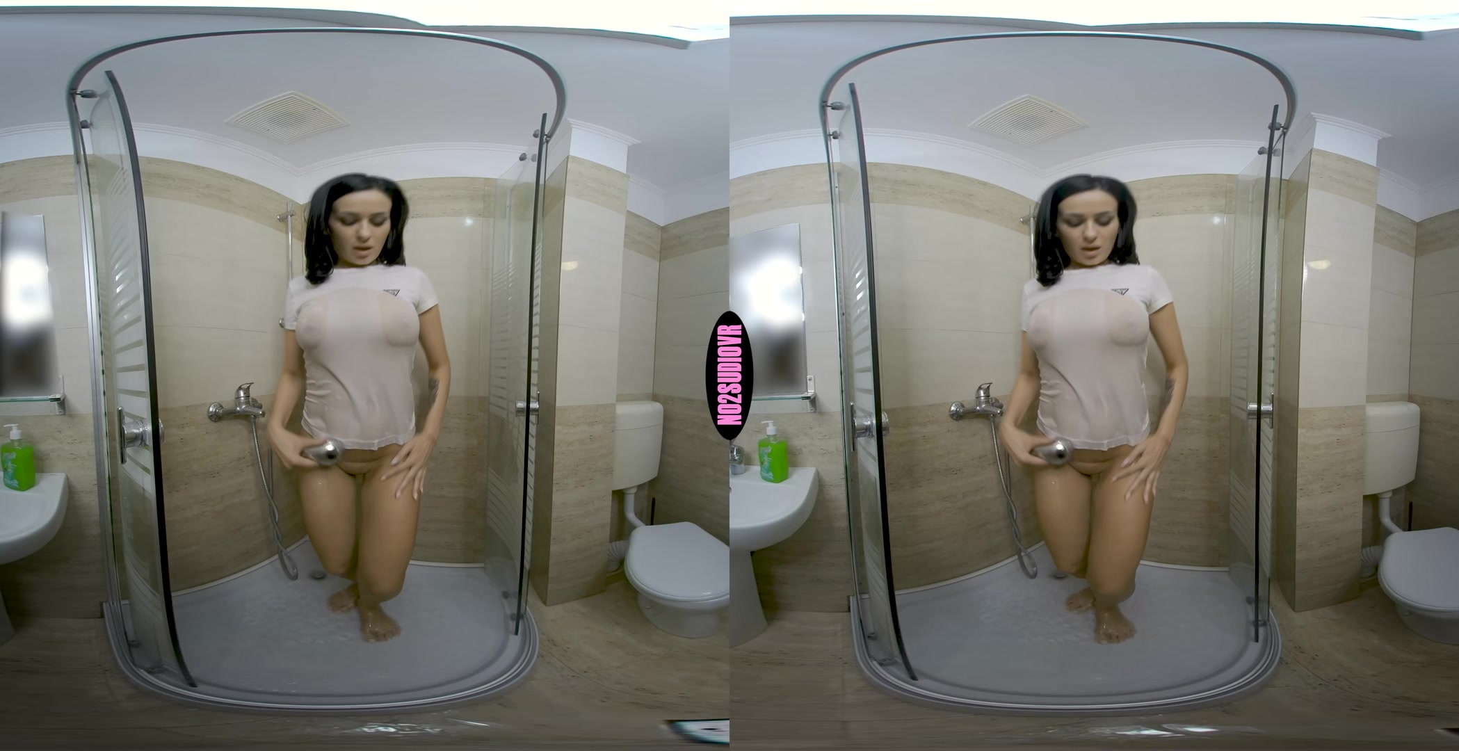 Horny Friends - Wet & Wild - No2StudioVR
