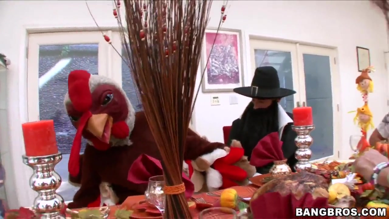 Gianna Michaels gets her pussy stuffed with cock on Thanksgiving day