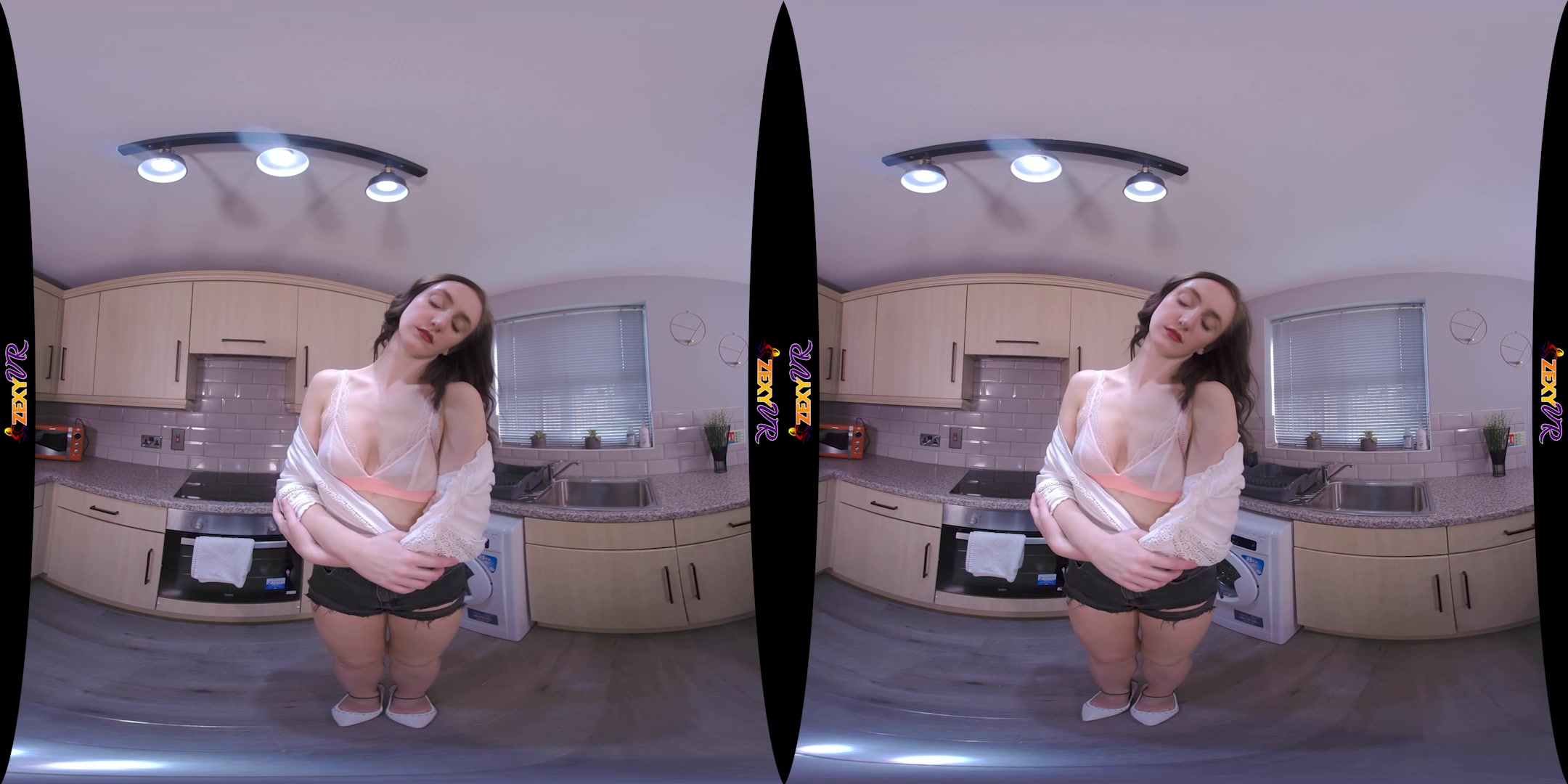 Make Your Day Better featuring Mia J - ZexyVR