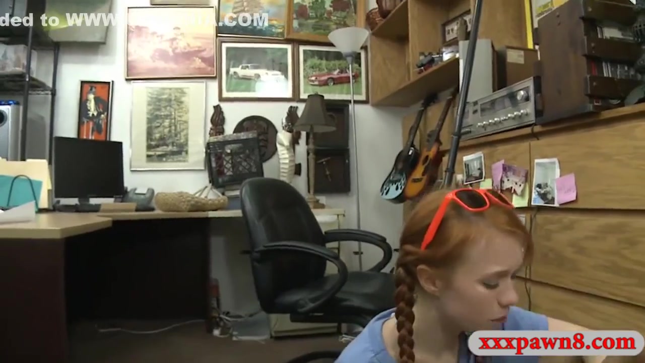 Tight Hottie Pawns Her Pussy And Fucked At The Pawnshop