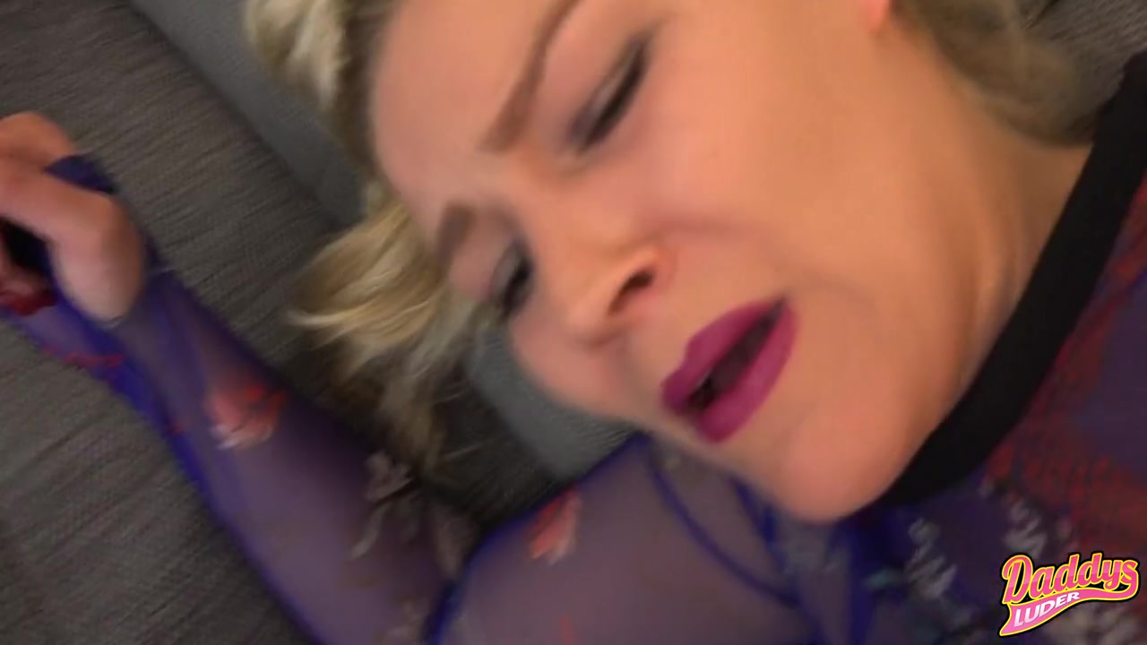 Pull Out And Cum Without Touching
