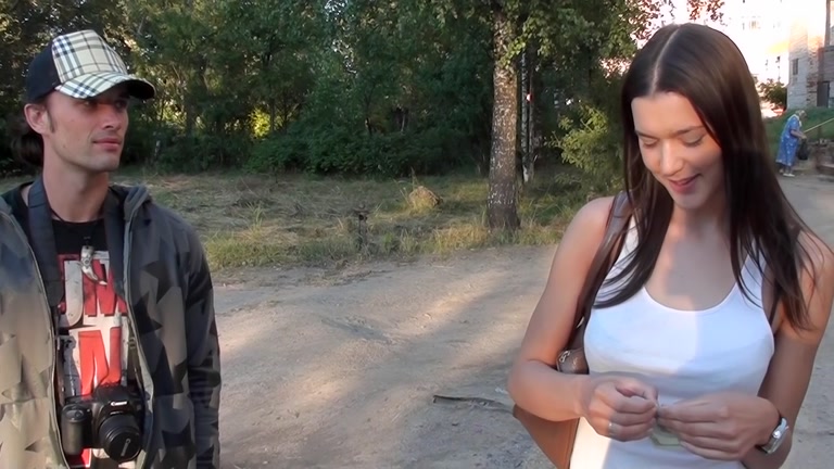 Nasty pick up girl sex outdoor