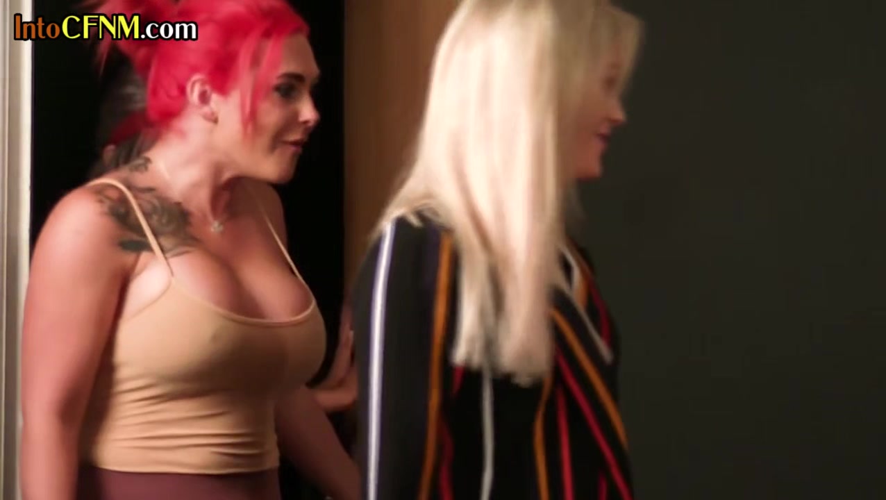 Lucky man jerked off by amateur CFNM group of babes