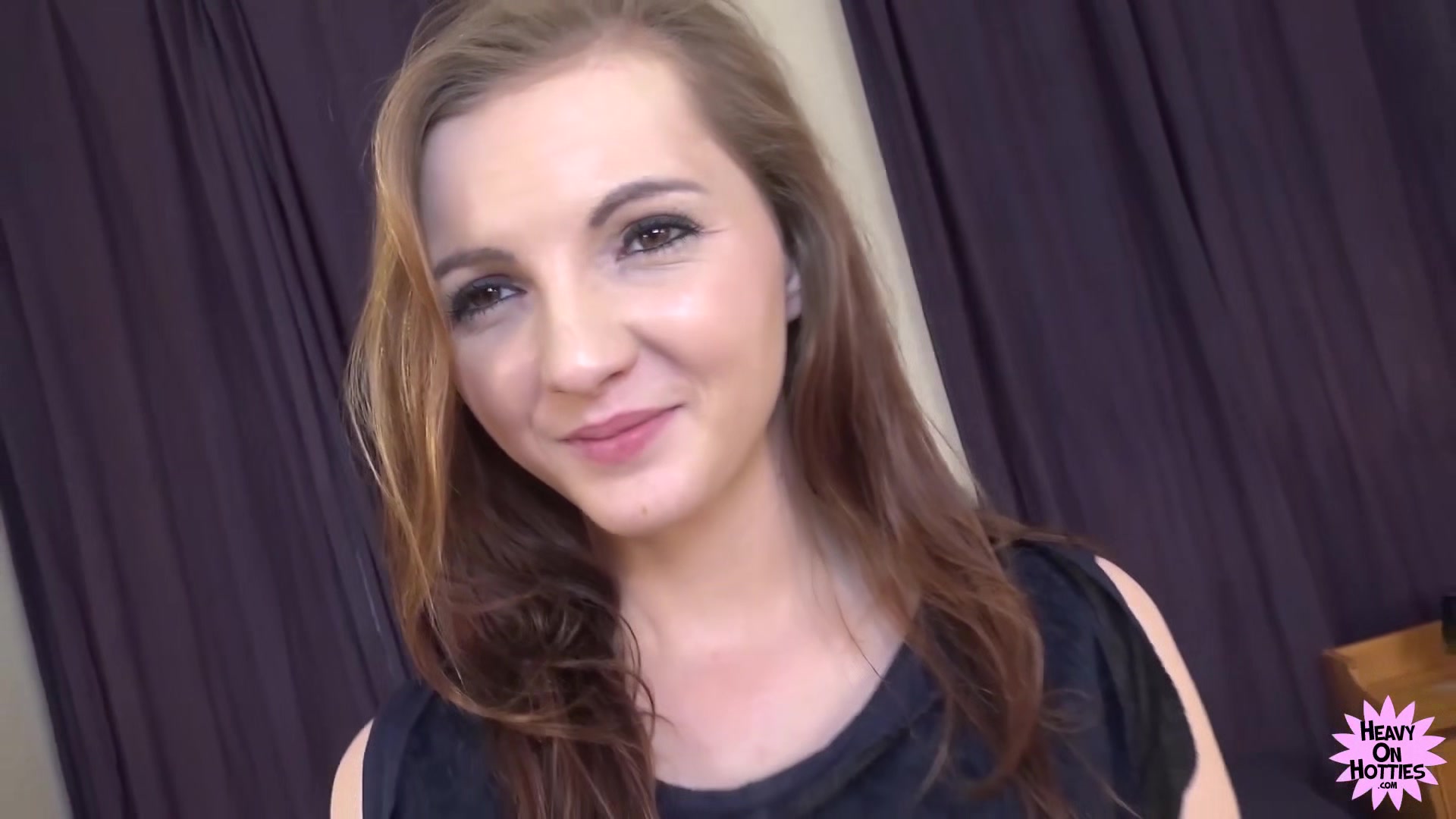 Bad Lay With Tyna - HeavyOnHotties