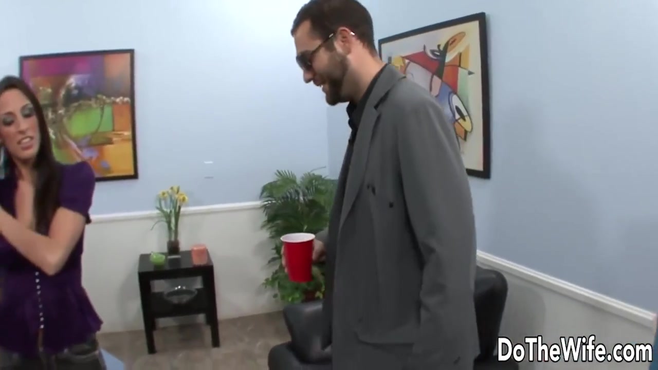 Kortney Kane - Hot Wife Plays With Cum After Torrid Cuckolding Session