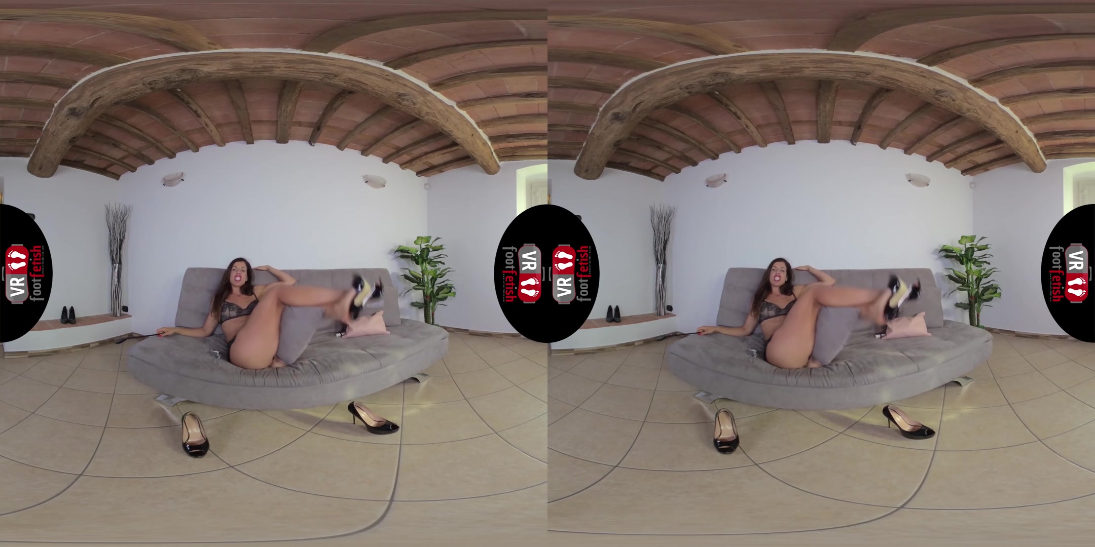Sexy Mistress Bianca Blance Tempts You With Her Harm - VRFootFetish