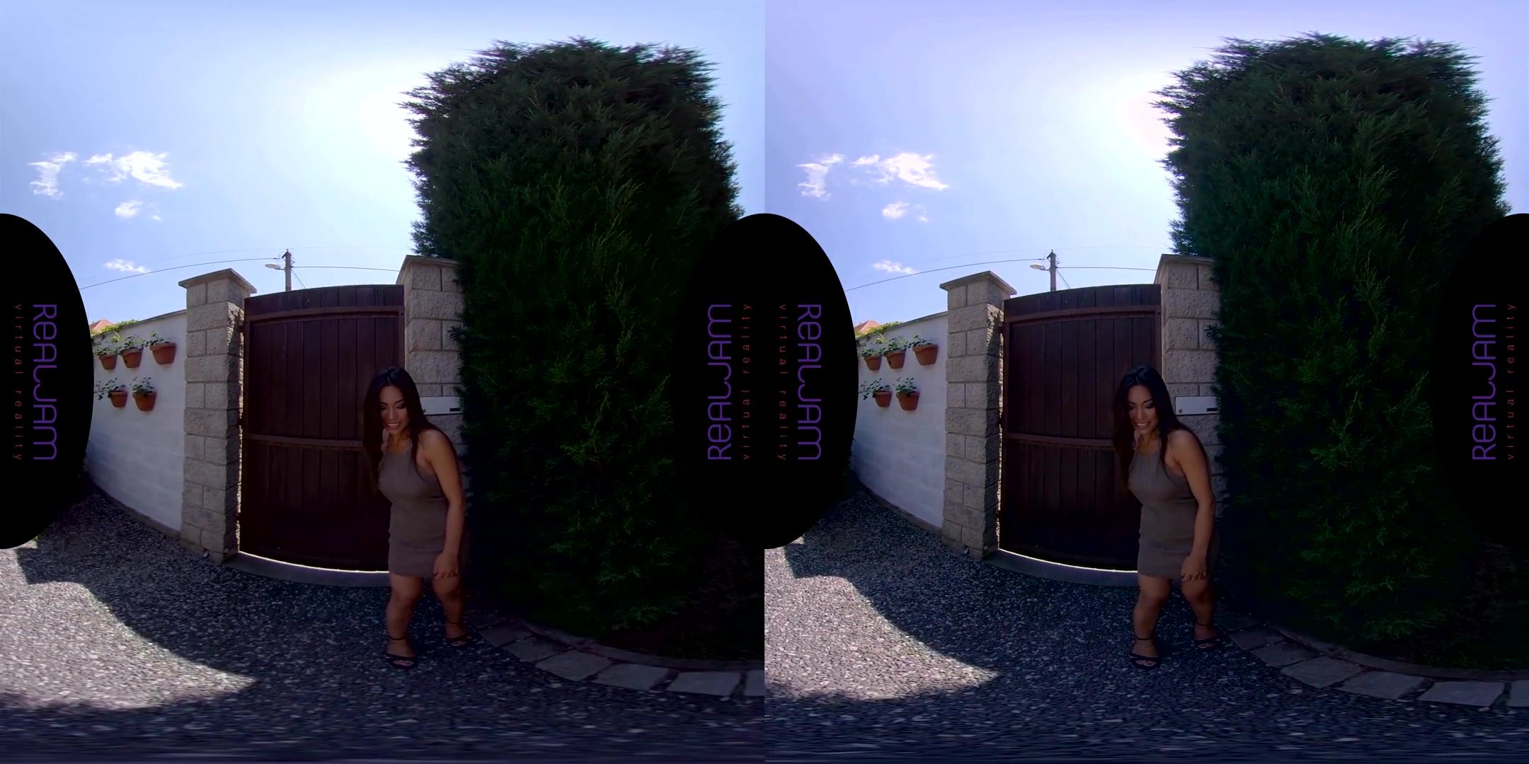Poopea Pons in Sweet Asian Holes - RealJamVR