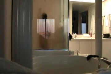 Harinders hawt shower