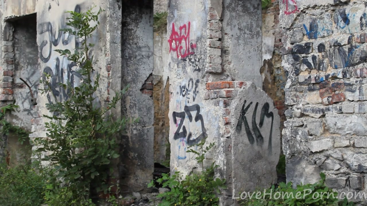 Hot blonde loves to strip in urban locations