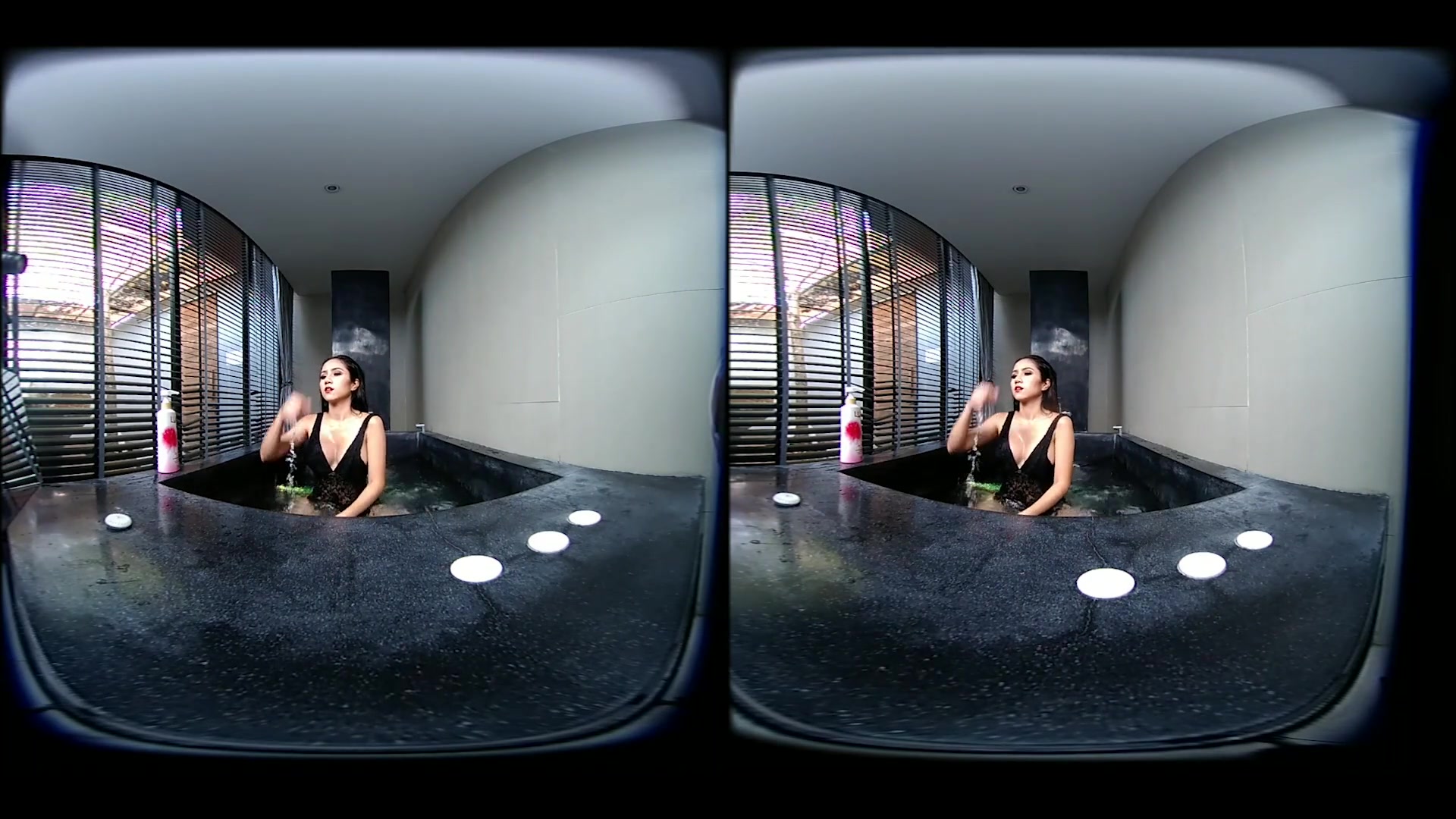 Asian teen 18+ Showers - VRpussyVision