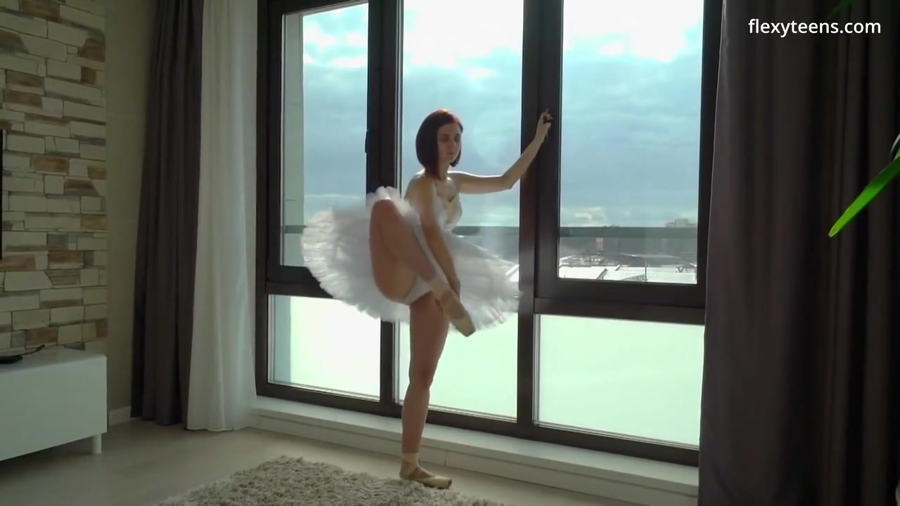Russian Big Tits Gymnast Alica Bruno Spreads Legs Really Well