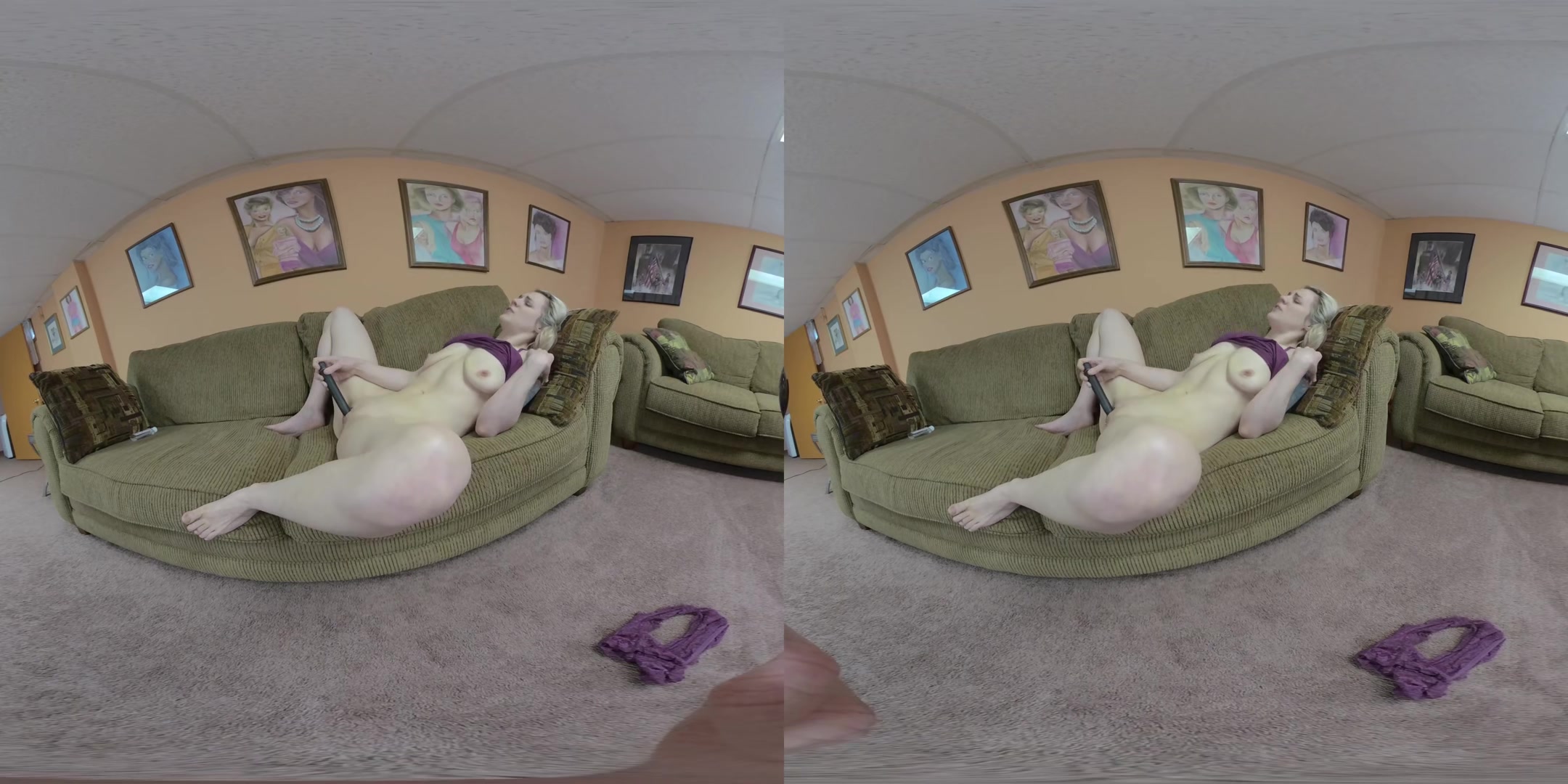 Ray Ray and her Favorite Toy - ChickPassVR