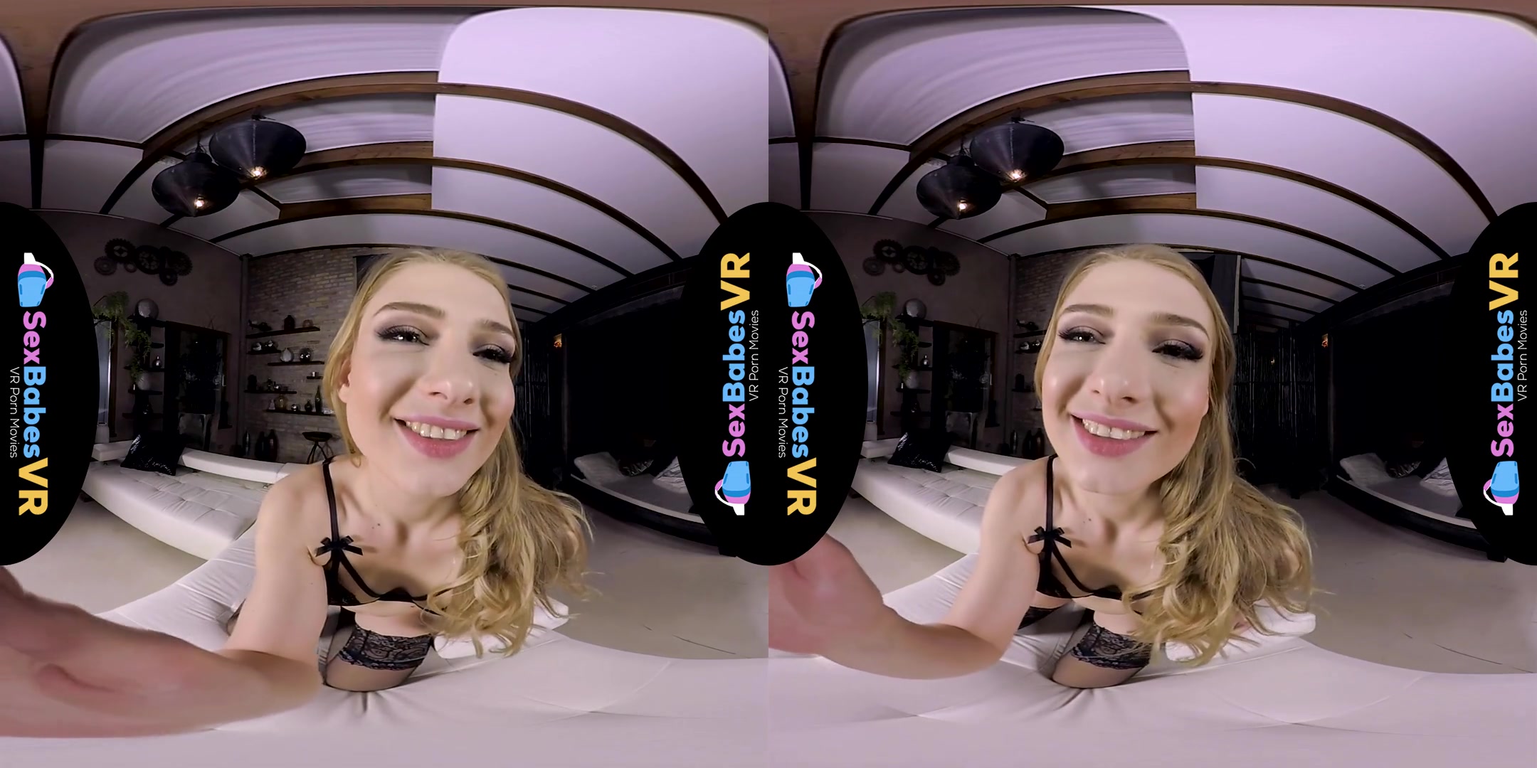 Lucy Heart in Secret Love - SexBabesVR