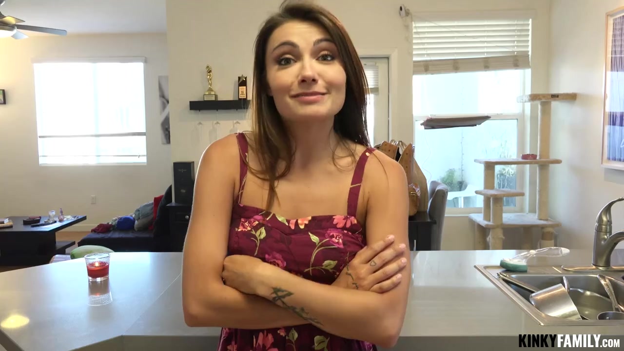 Adria Rae in Seducing stepdad for her vlog