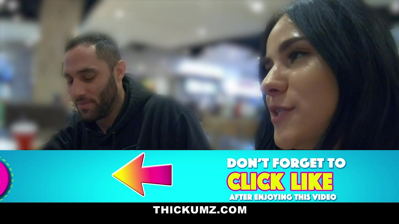 Violet Rain In Thicc Fashionista Fucking