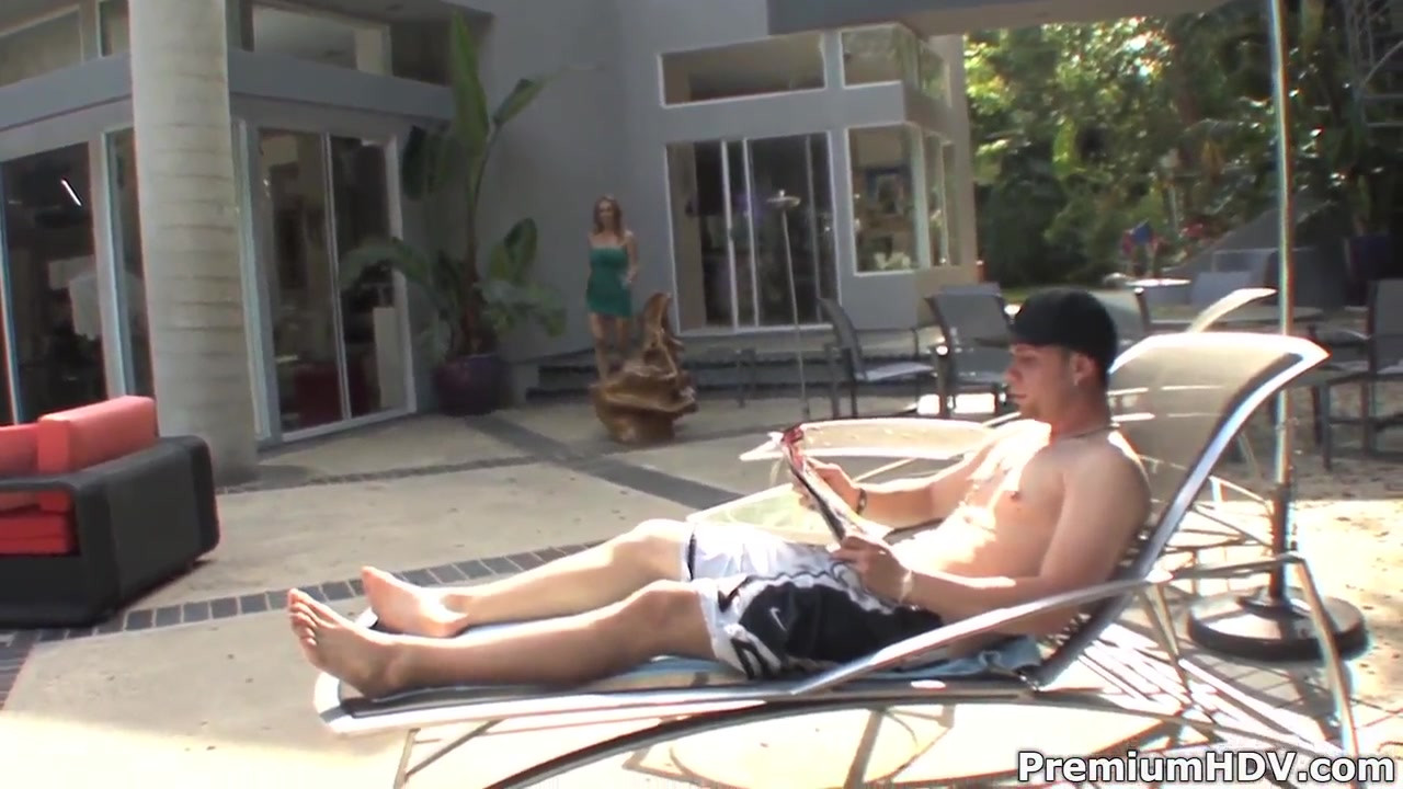 Busty milf Tanya Tate gives head to young dude