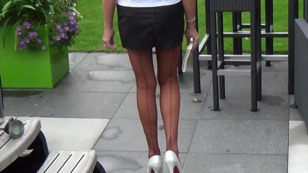 Kyra In Rht Copper Nylons - Sex Movies Featuring Miss Nylon - Kyra-