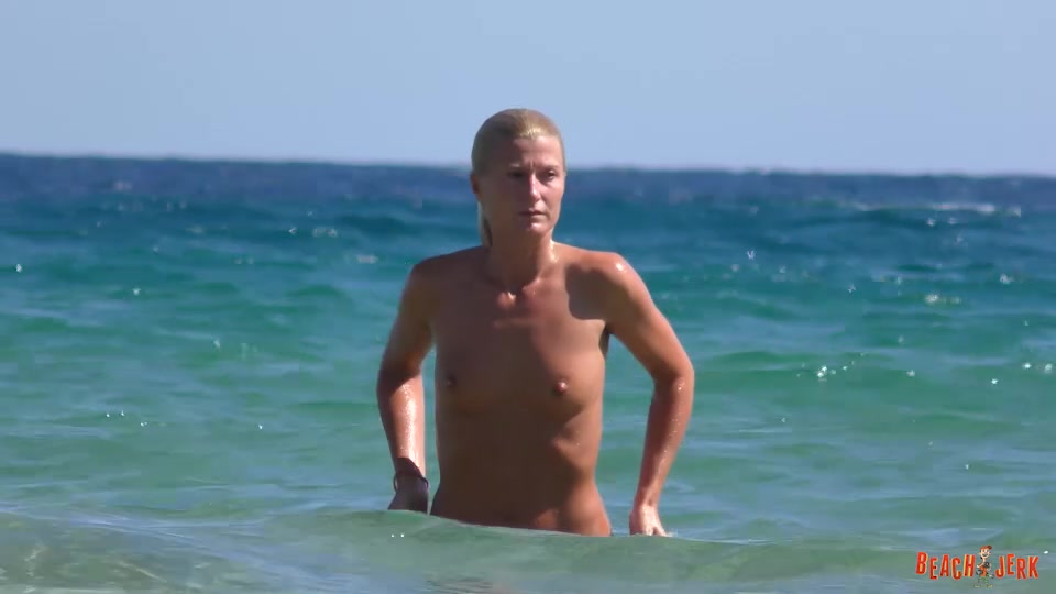 Milfy blonde - BeachJerk