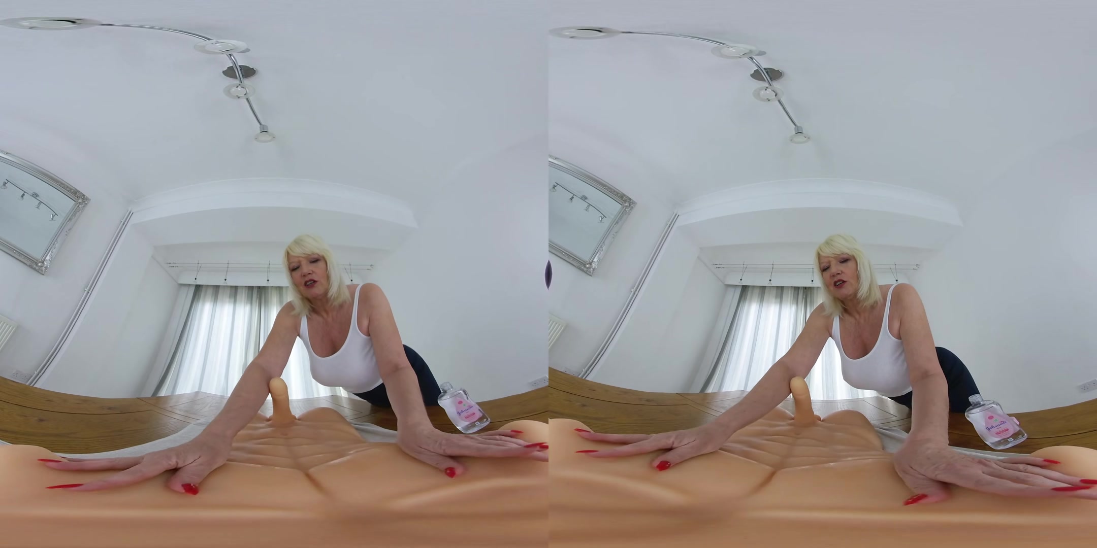 Milf Amy, Oily Massage - JimmyDraws