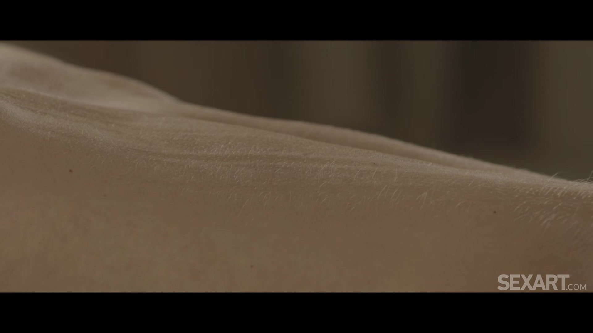 Skin To Skin - Milena Ray & Tommy Gold