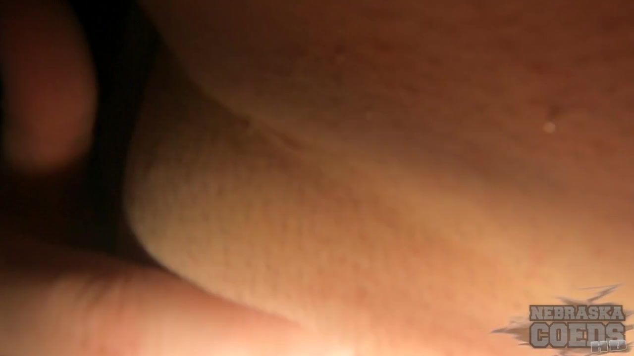 Snowed In Rooftop Jacuzzi Brille Ingrida Fuck Eachother Underwater With Dildos Late Night