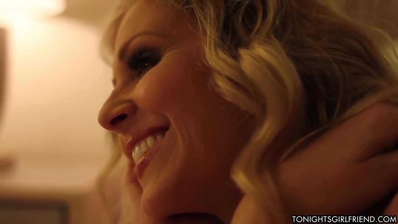 Julia Ann. Tonight's Girlfriend. Vanilla