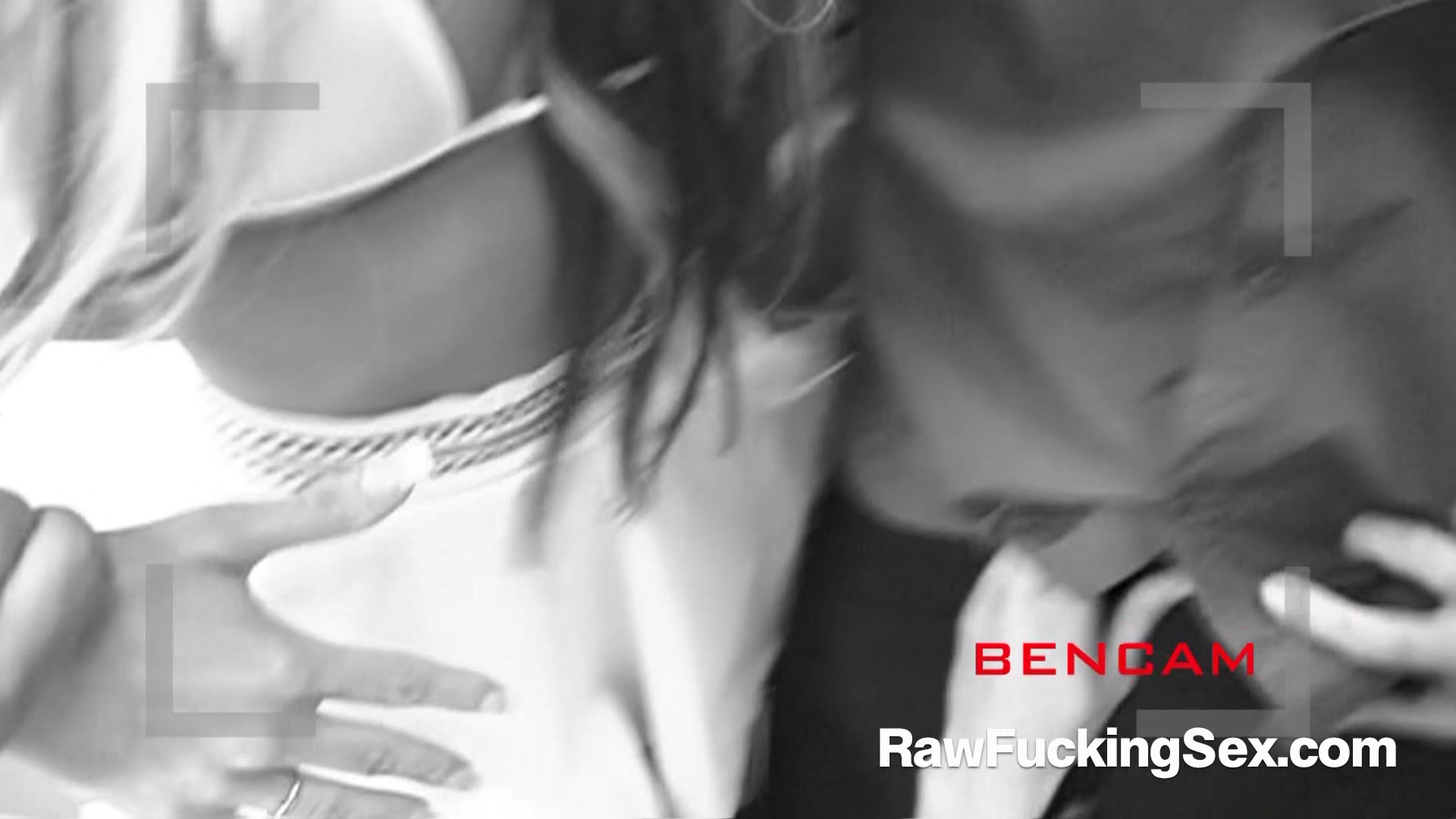 Raw Fucking Sex - Stacey Saran And Vanessa Hill Banged