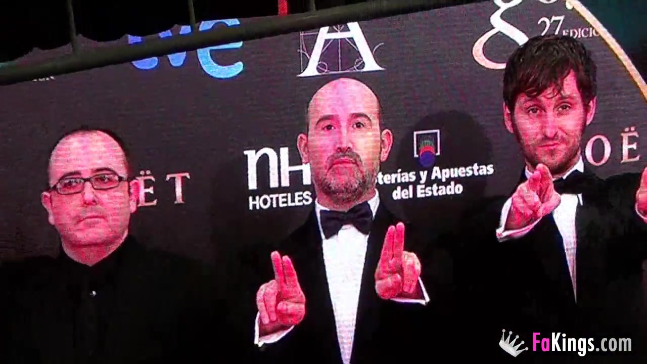 Getting into Goya awards to fuck in bathroom!