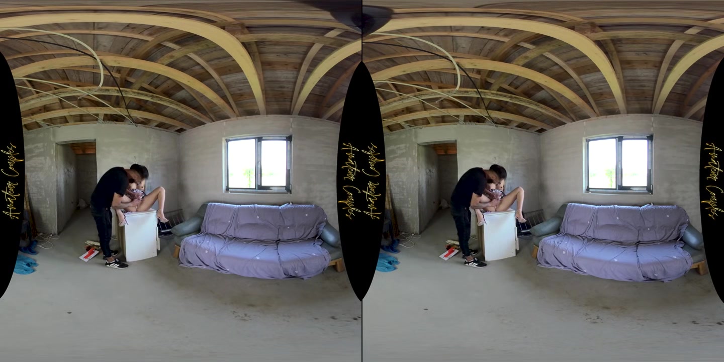 Slutty Teen Getting Nailed By The Contractor - AmateurCouplesVR
