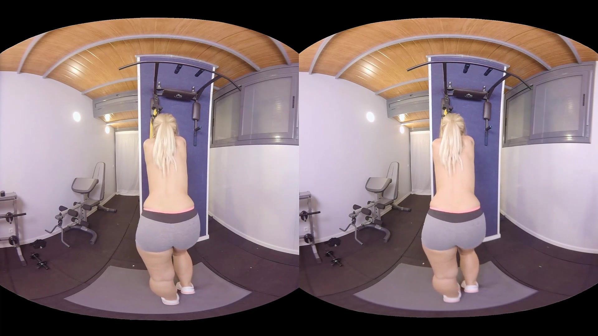 Karlie Simon in Fitness sex II - VirtualRealPorn