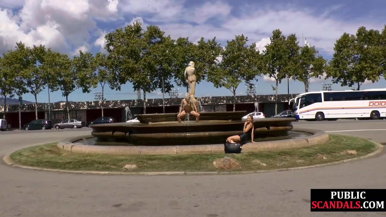 19yo slut in bondage trapped outdoor at public place