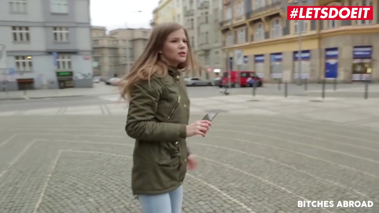 Sarah Kay - Czech teen 18+ Tourist Takes Big Cock In Her Tight Ass