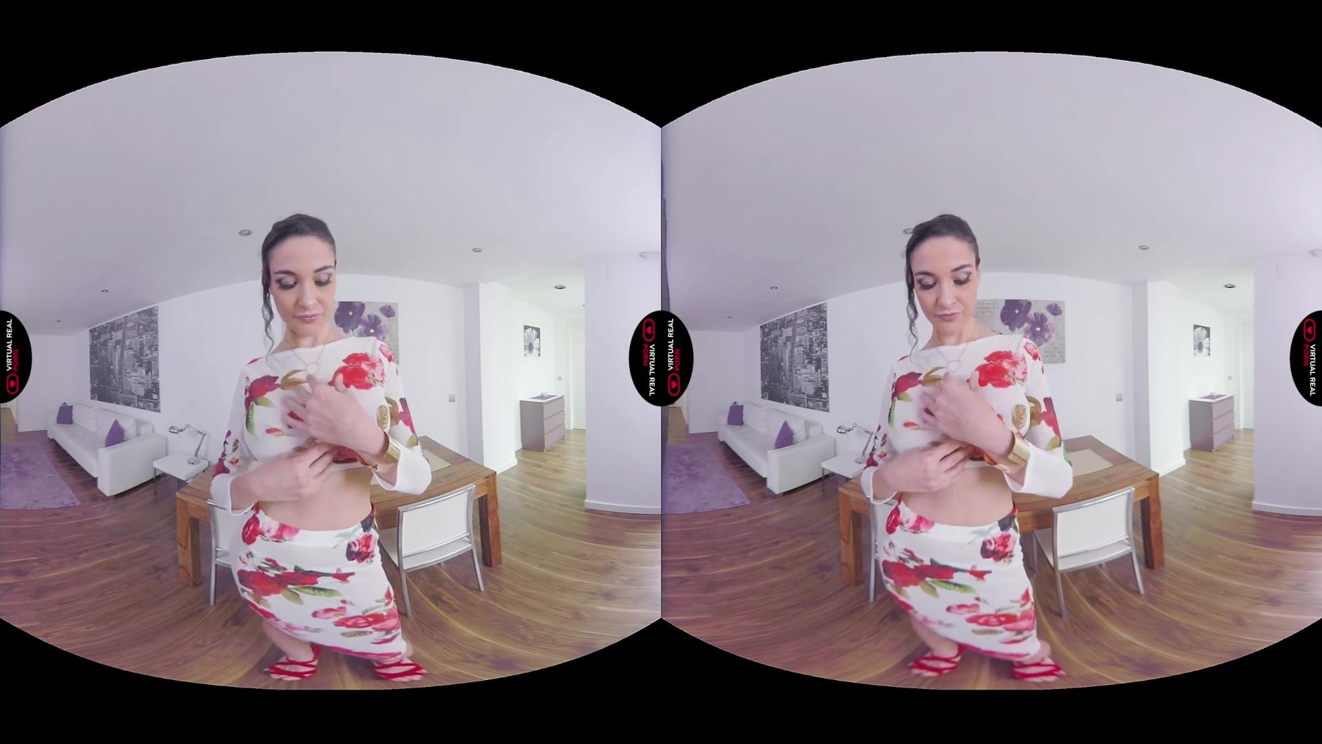 Alexia Loewe in New in business - VirtualRealPorn