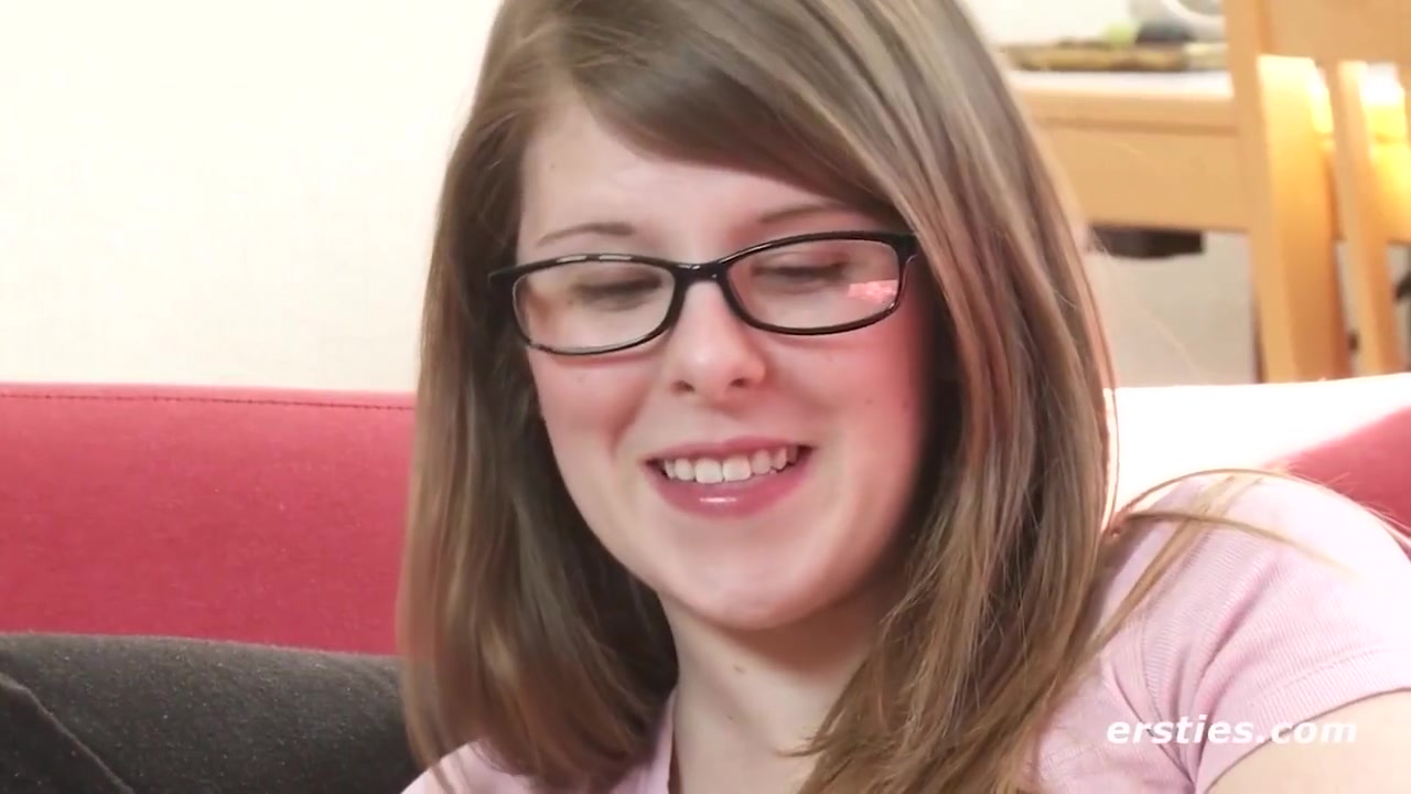 Jada Is Super Cute And Masturbates With A Sex Toy